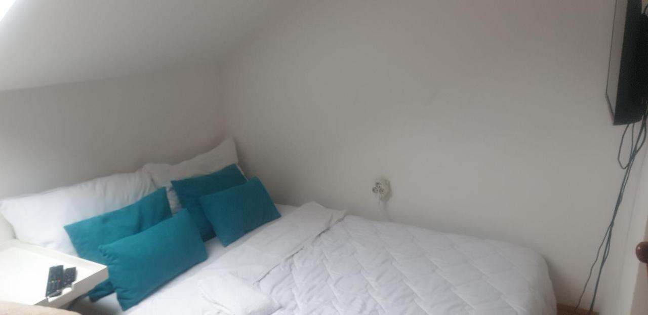 Apartmani Emerald Dream Novi Sad Ngoại thất bức ảnh